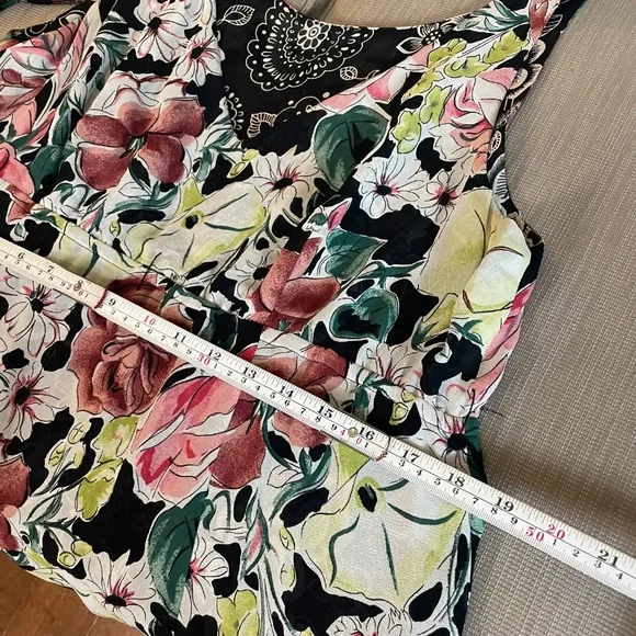 CAbi -Sz Lg Summer Breezy Rayon Floral Reversible Fit & Flare Dress - Picture 7 of 9